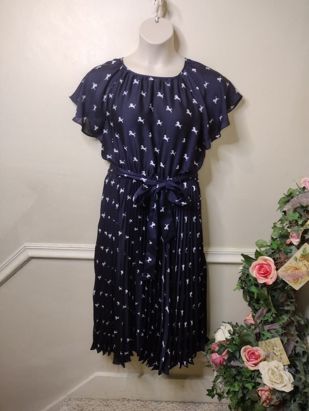 Free Assembly Novelty Horse Print Navy Blue & White Pleated Tie-Waist Midi Dress